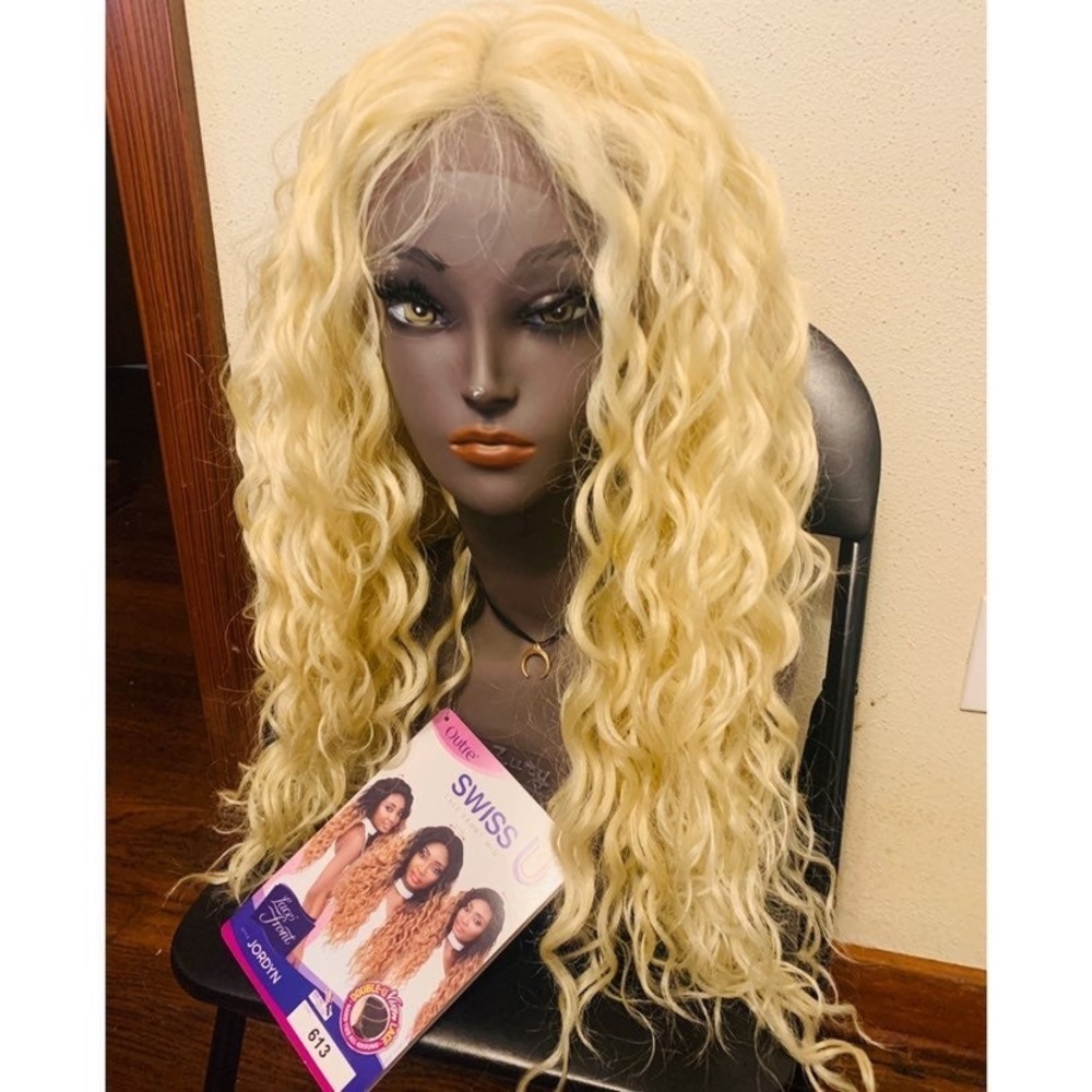 NWT U-part 613 Lacefront Wig